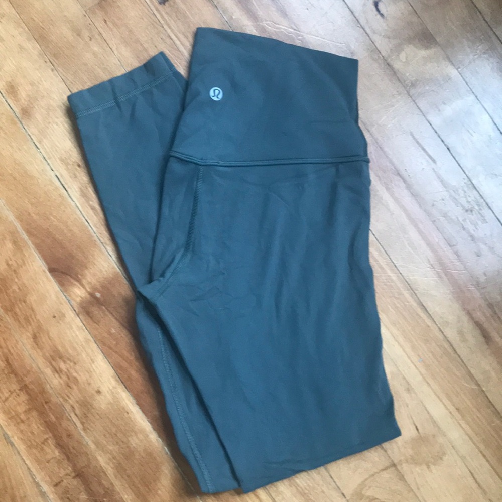Lululemon Aligns 28”4